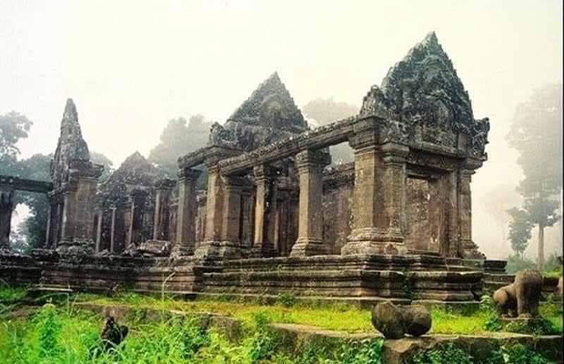 11 Day Private Tour of Siem Reap, the North, and Kratie