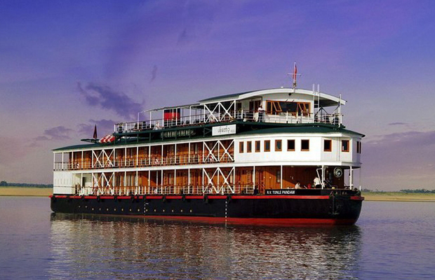 Phnom Penh Mekong River Dinner Cruise
