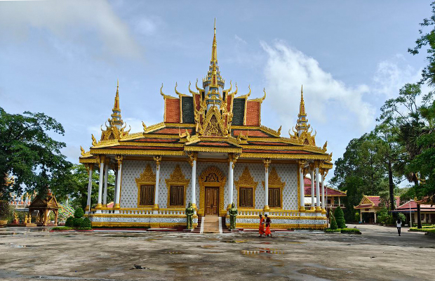 Wat Krom Pagoda